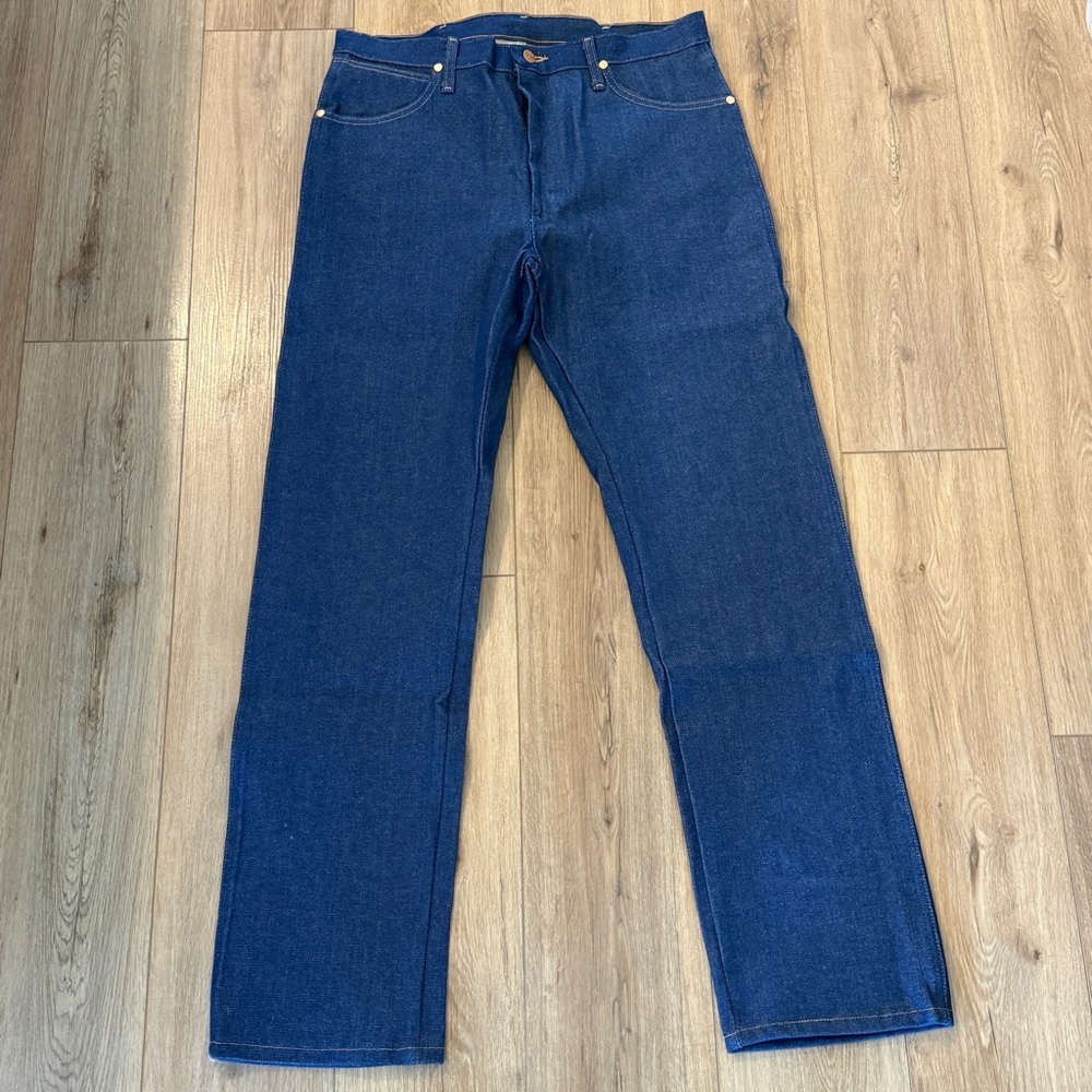 Wrangler Men's Deep Blue Straight Jeans